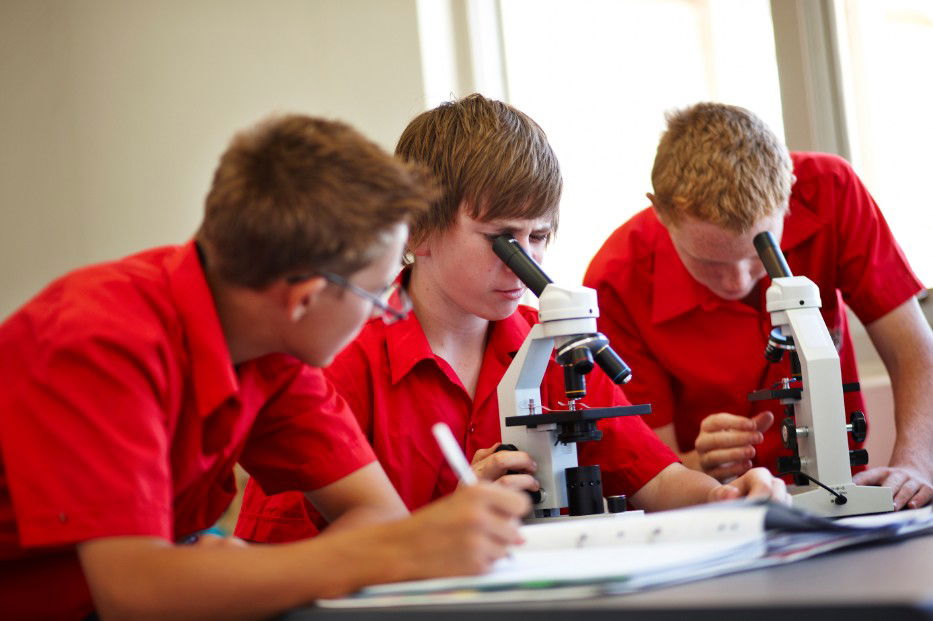  Melbourne School