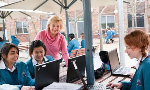 Catherine Mcauley Westmead - Melbourne School 9