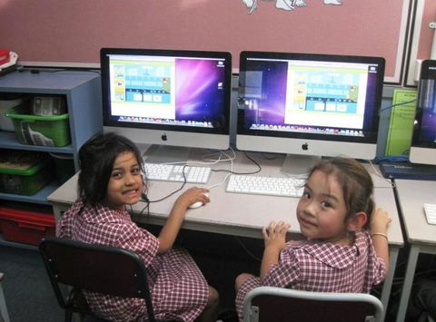 Holy Eucharist Primary - Melbourne School 1