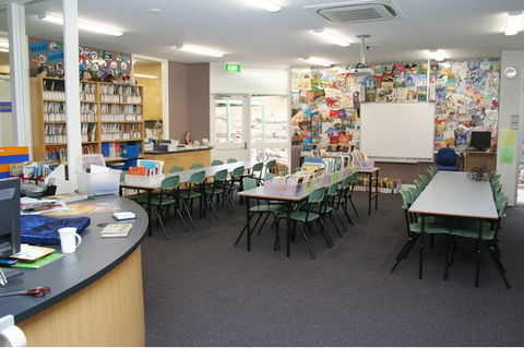 Holy Saviour Primary School - Melbourne School 2