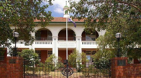 Caulfield South Primary School - Melbourne School 1