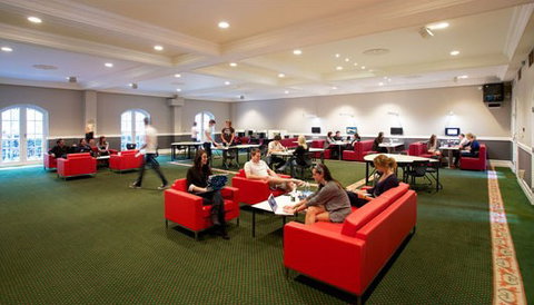 RMIT Village - Melbourne School 2