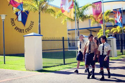 Holy Spirit College - Melbourne School 1