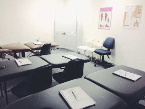 Australia Massage And Beauty Institute - Melbourne School 5