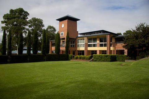 Rouse Hill Anglican College - Melbourne School 1