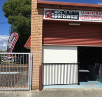 Were Sportswear School  College Wear - Melbourne School