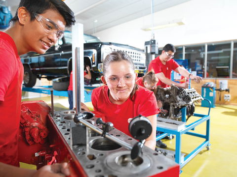 Point Cook Senior Secondary College - Melbourne School 3