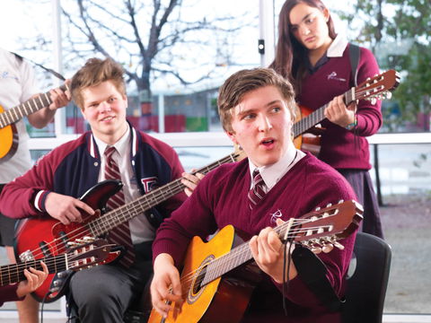 Point Cook Senior Secondary College - Melbourne School 7