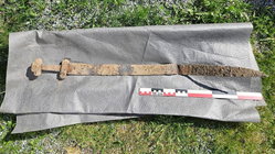 Ancient Viking sword discovered 'sticking up out of the ground' after 1,300 years Melbourne School